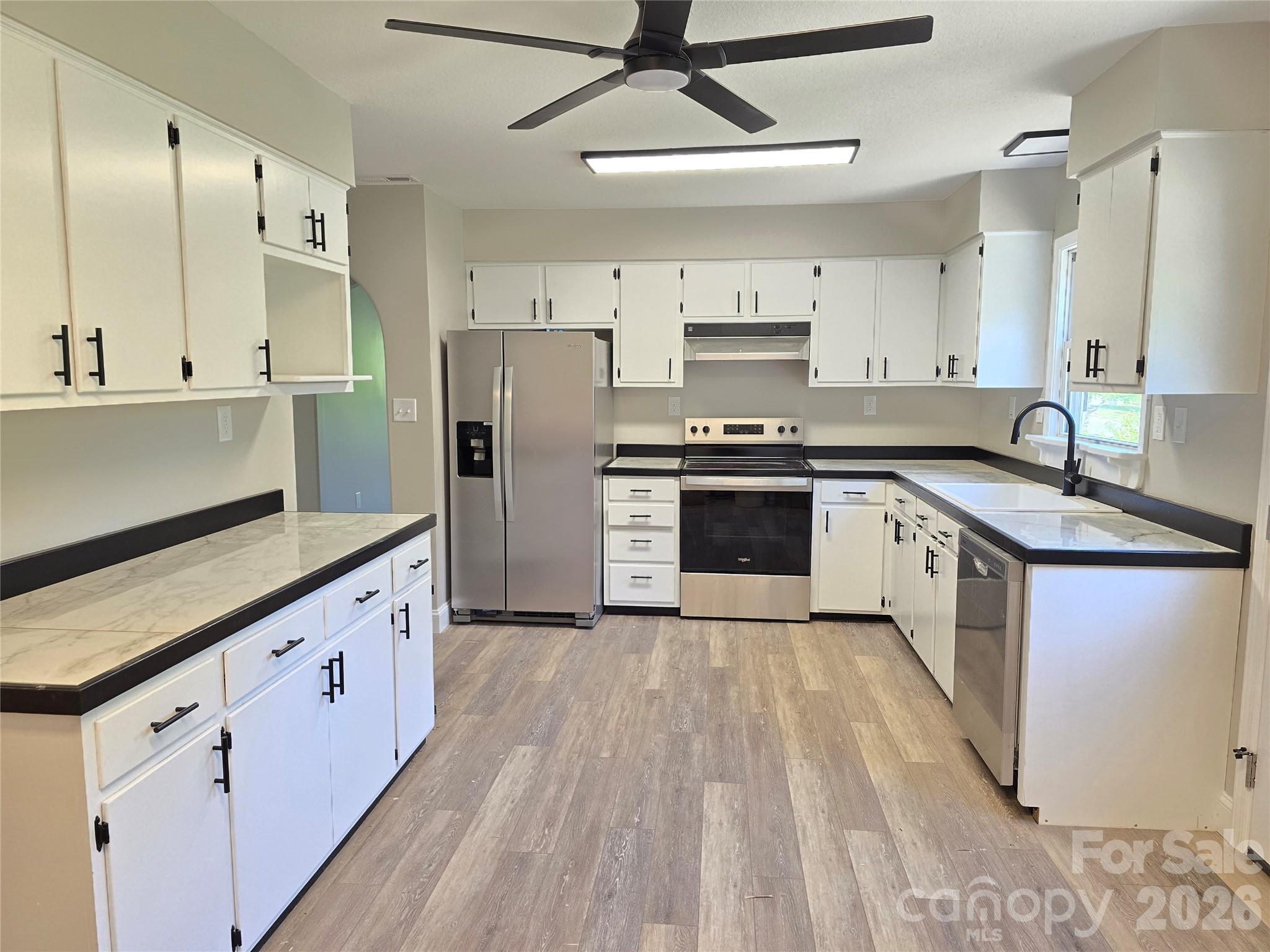 20 Mount Carmel Drive Asheville NC 28806