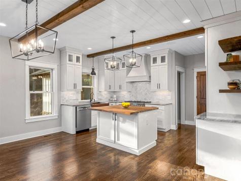 17 Denali Drive Asheville NC 28806