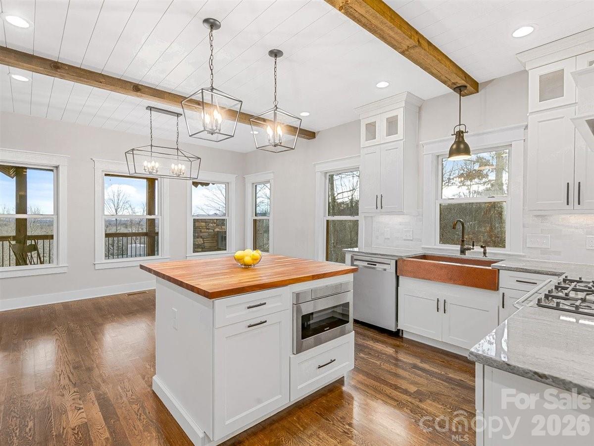 17 Denali Drive Asheville NC 28806