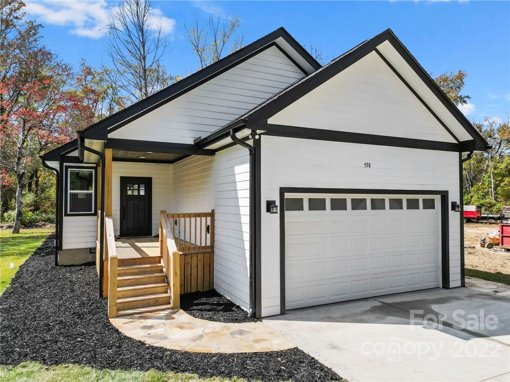 578 Dairy Street Hendersonville NC 28739