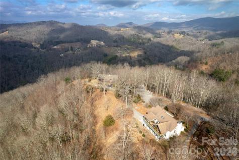 149 Windy Hill Circle Tuckasegee NC 28783