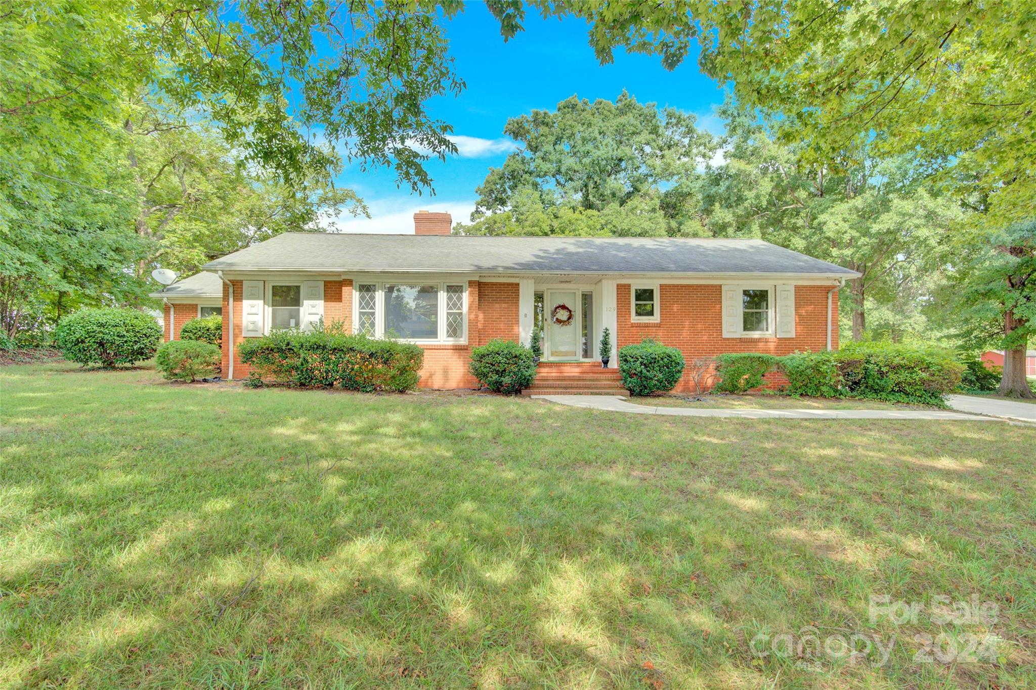 129 N Magnolia Street Mooresville NC 28115