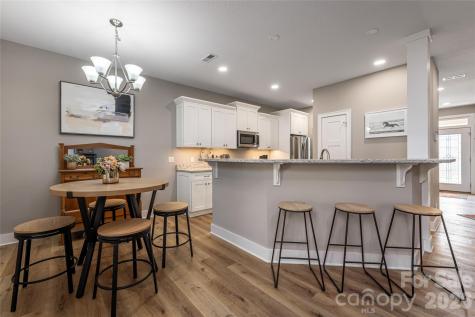 31 Burlington Lane Fletcher NC 28732