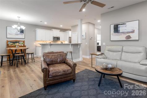 31 Burlington Lane Fletcher NC 28732