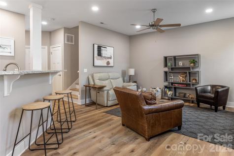 31 Burlington Lane Fletcher NC 28732
