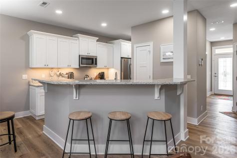 31 Burlington Lane Fletcher NC 28732