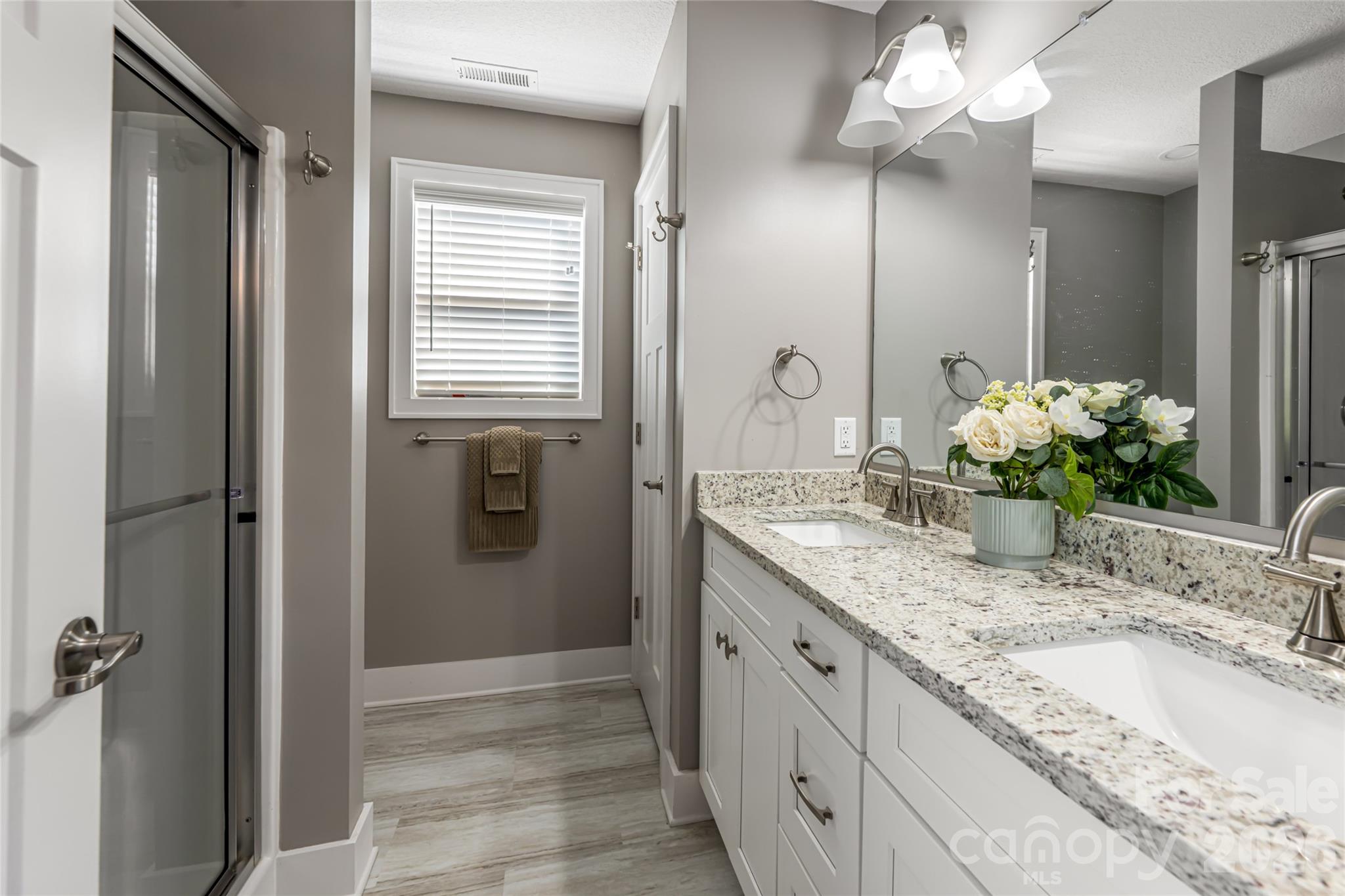 31 Burlington Lane Fletcher NC 28732