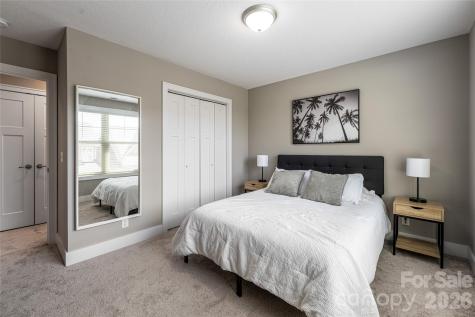 31 Burlington Lane Fletcher NC 28732
