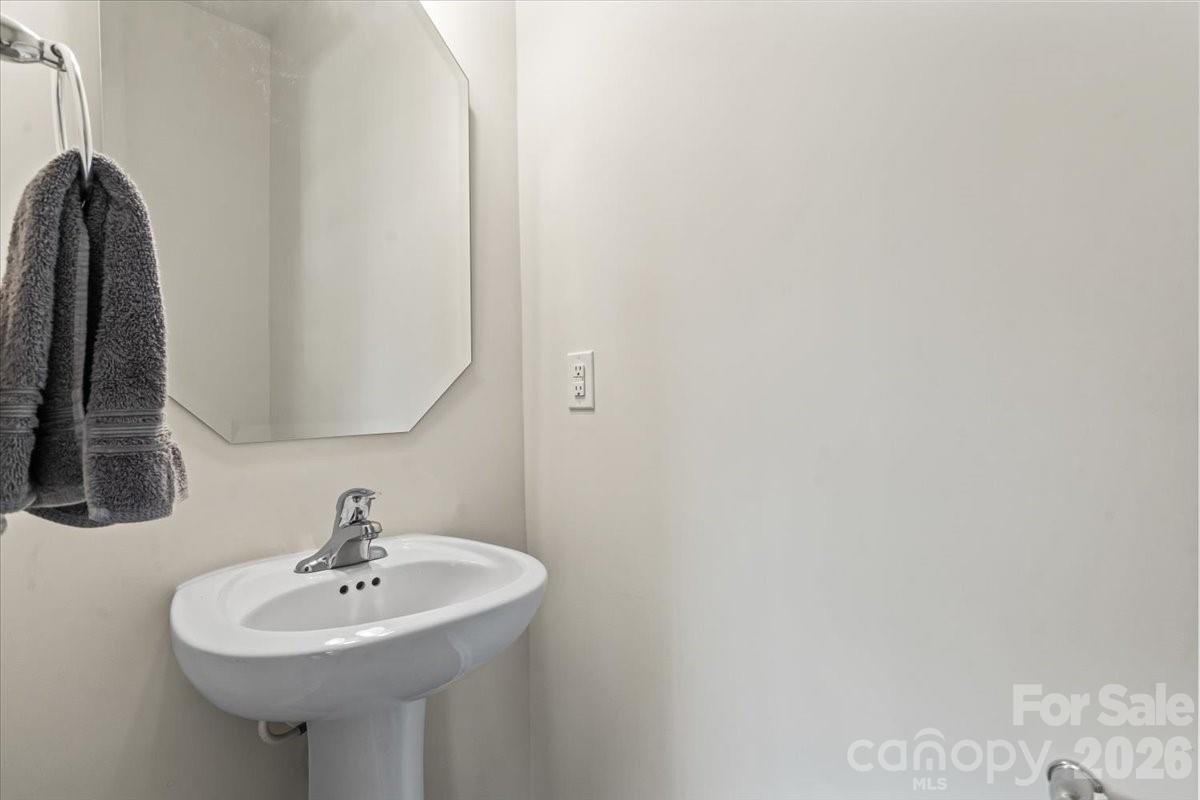 4529 Iron Oak Lane Charlotte NC 28269