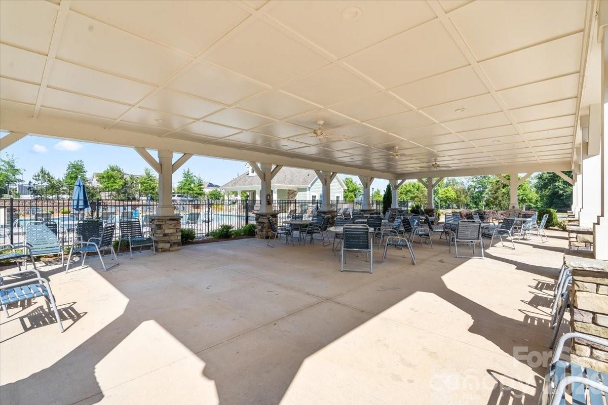 4529 Iron Oak Lane Charlotte NC 28269