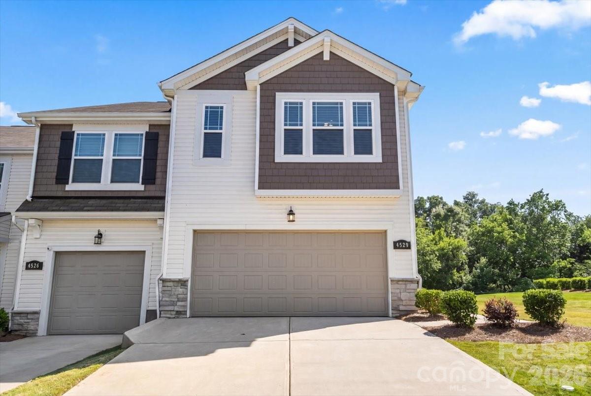 4529 Iron Oak Lane Charlotte NC 28269