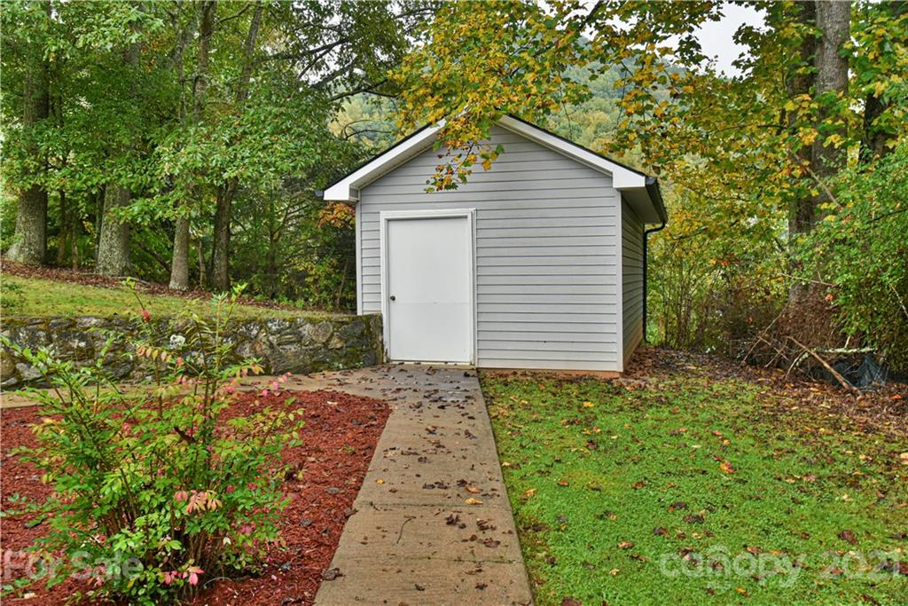 55 Morgan Road Weaverville NC 28787