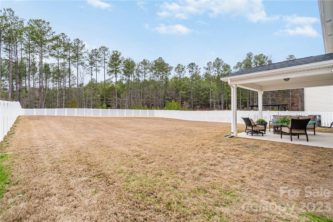 15109 Red Canoe Way Charlotte NC 28278