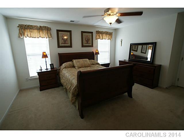 14212 Lynderwood Court Charlotte NC 28273