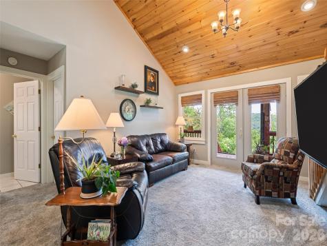 165 Lollis Lane Bryson City NC 28713