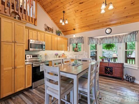 165 Lollis Lane Bryson City NC 28713