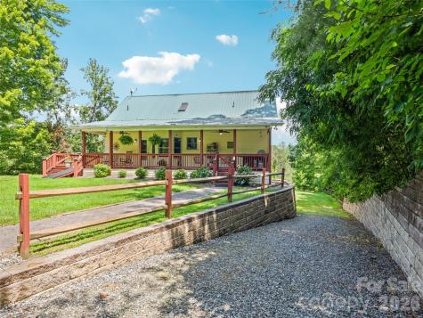 165 Lollis Lane Bryson City NC 28713