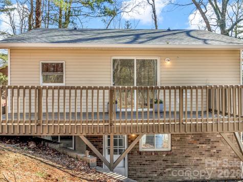 114 Elden Street Hendersonville NC 28791