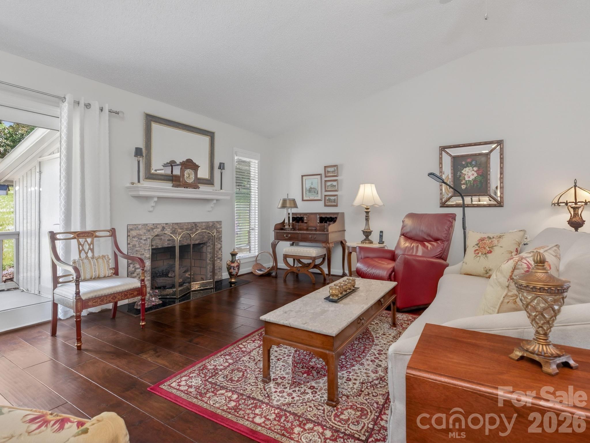 136 Deerlake Drive Asheville NC 28803
