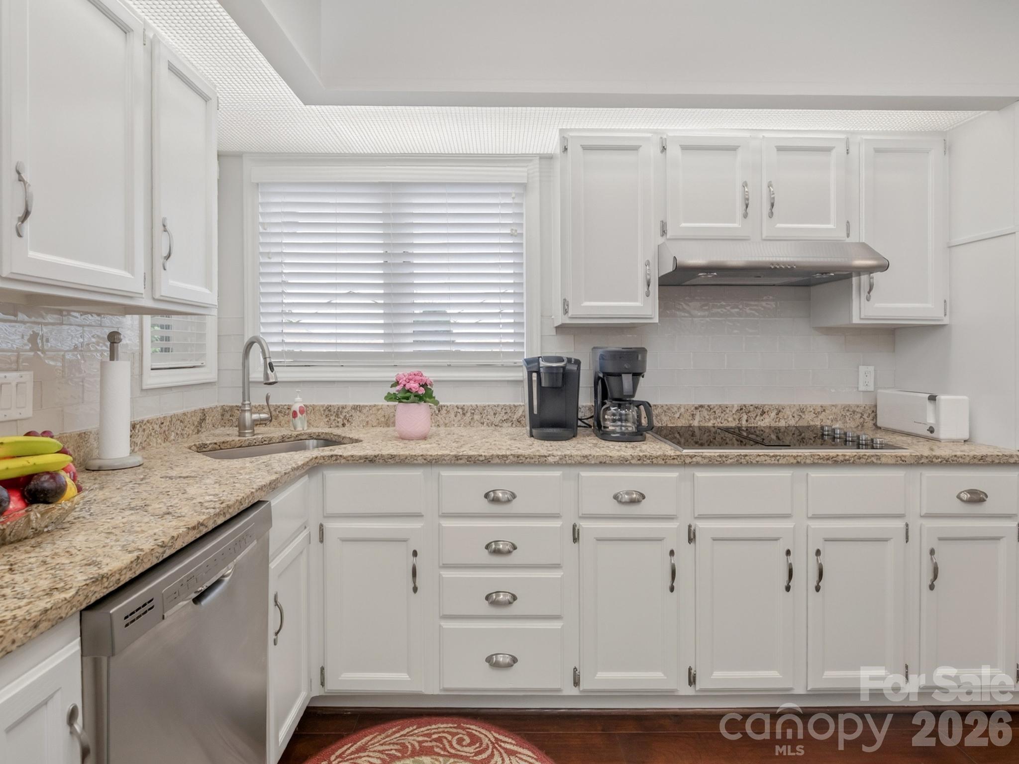 136 Deerlake Drive Asheville NC 28803