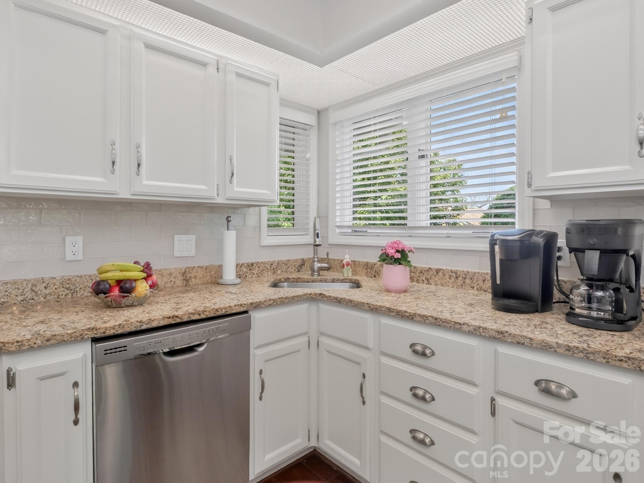 136 Deerlake Drive Asheville NC 28803