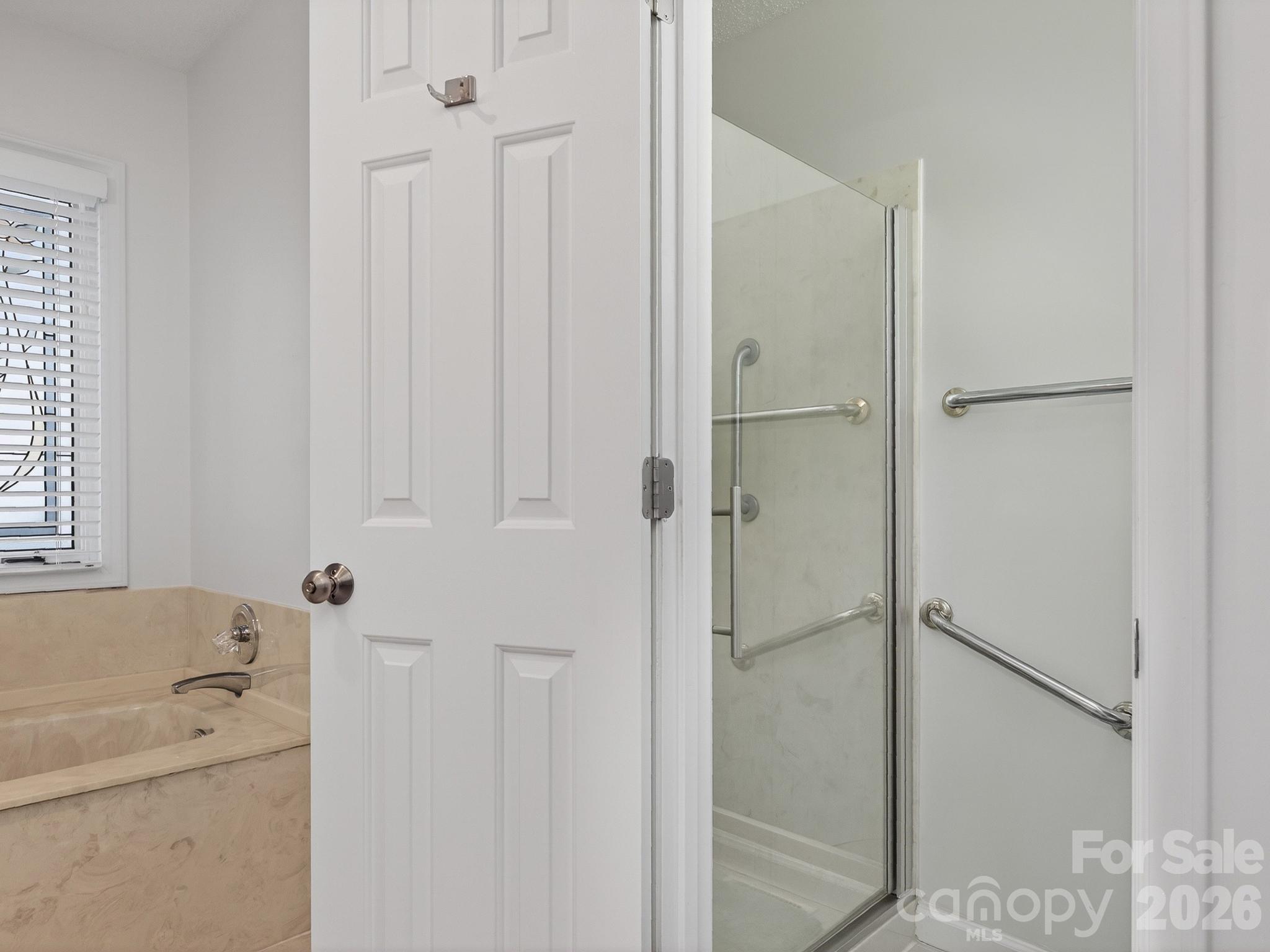 136 Deerlake Drive Asheville NC 28803