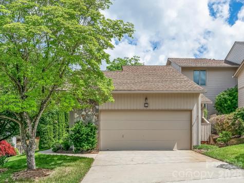 136 Deerlake Drive Asheville NC 28803
