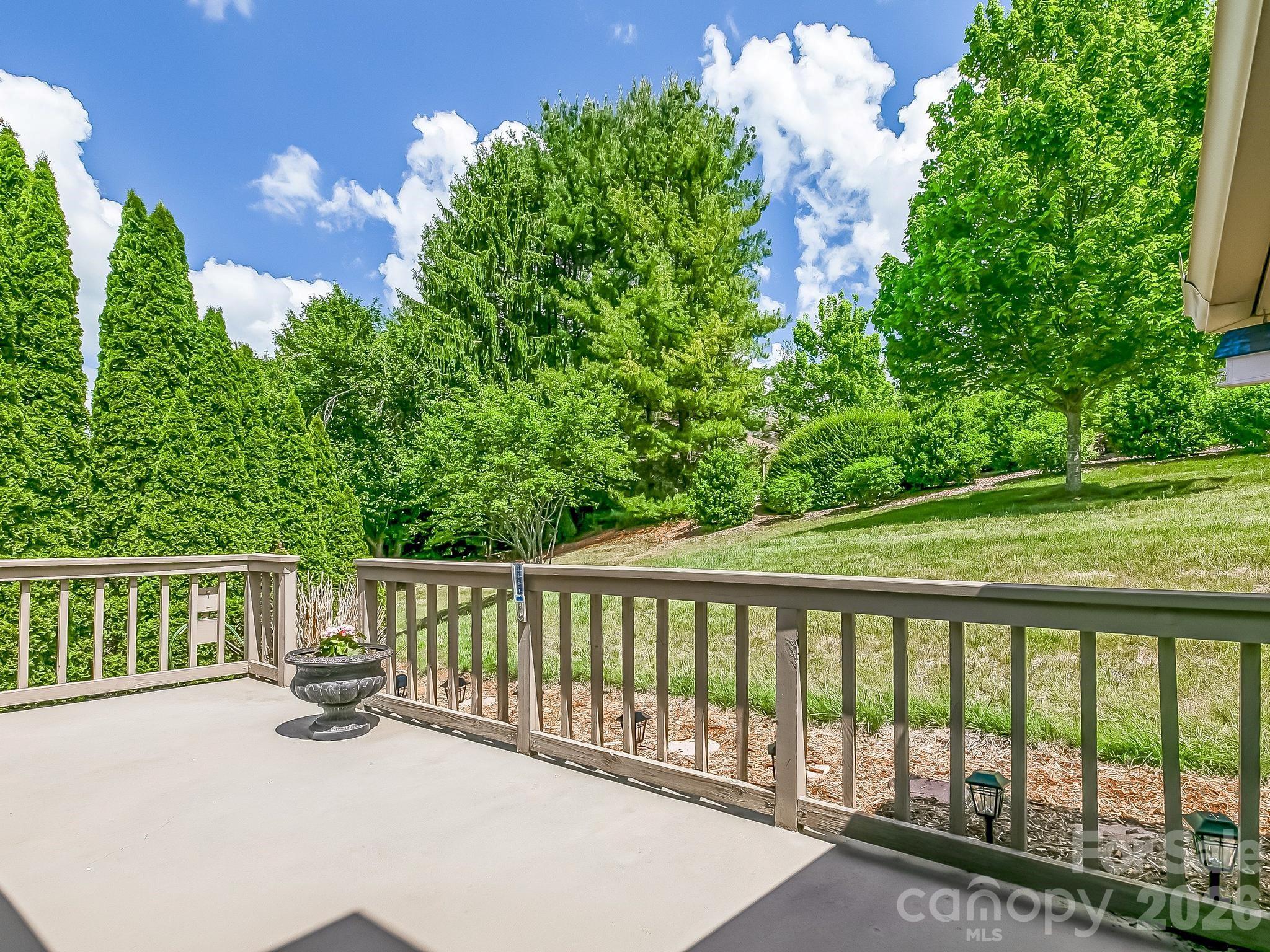 136 Deerlake Drive Asheville NC 28803