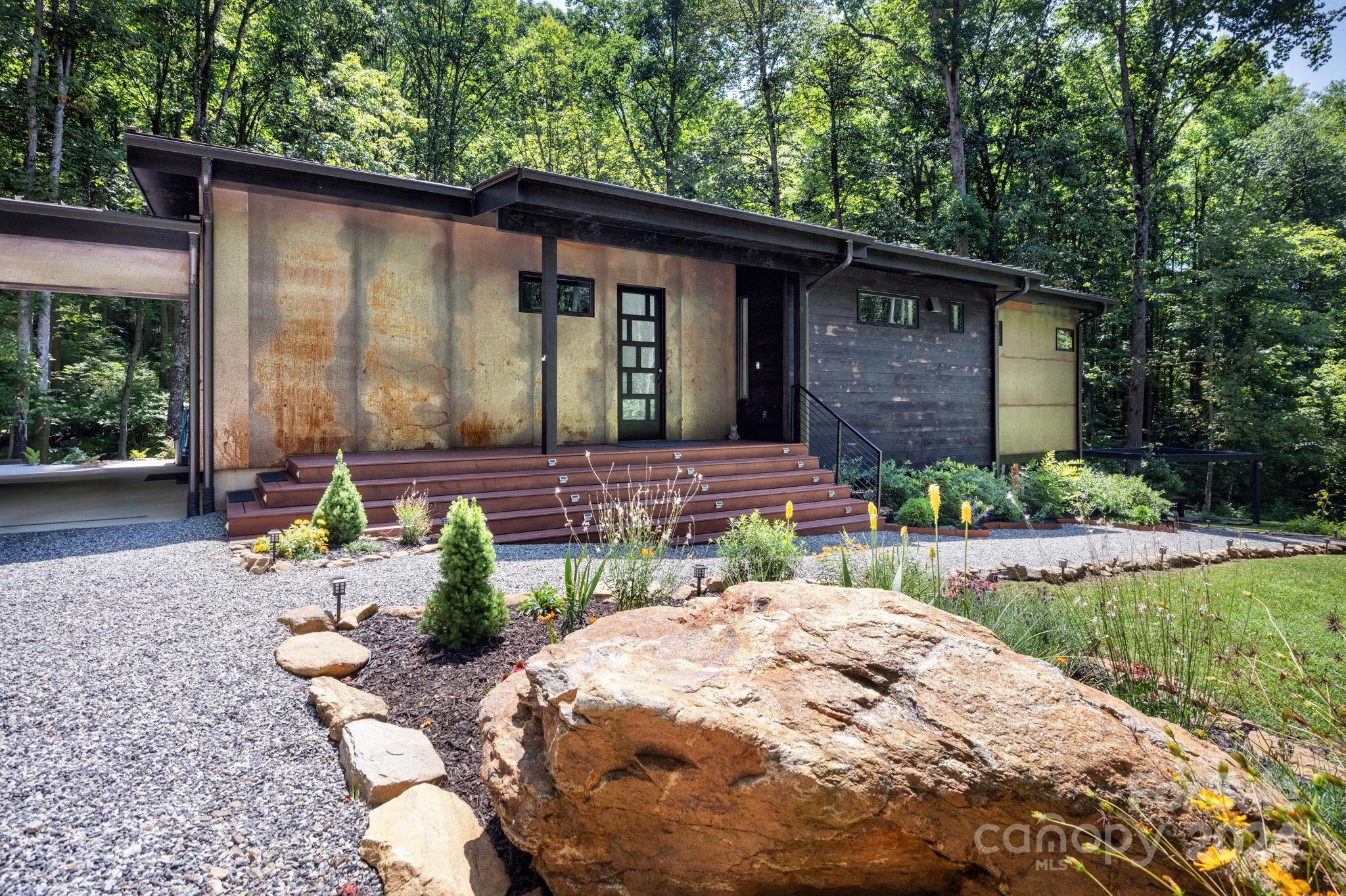 369 Martins Creek Road Barnardsville NC 28709