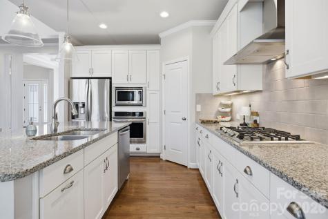4198 Abernathy Place Harrisburg NC 28075