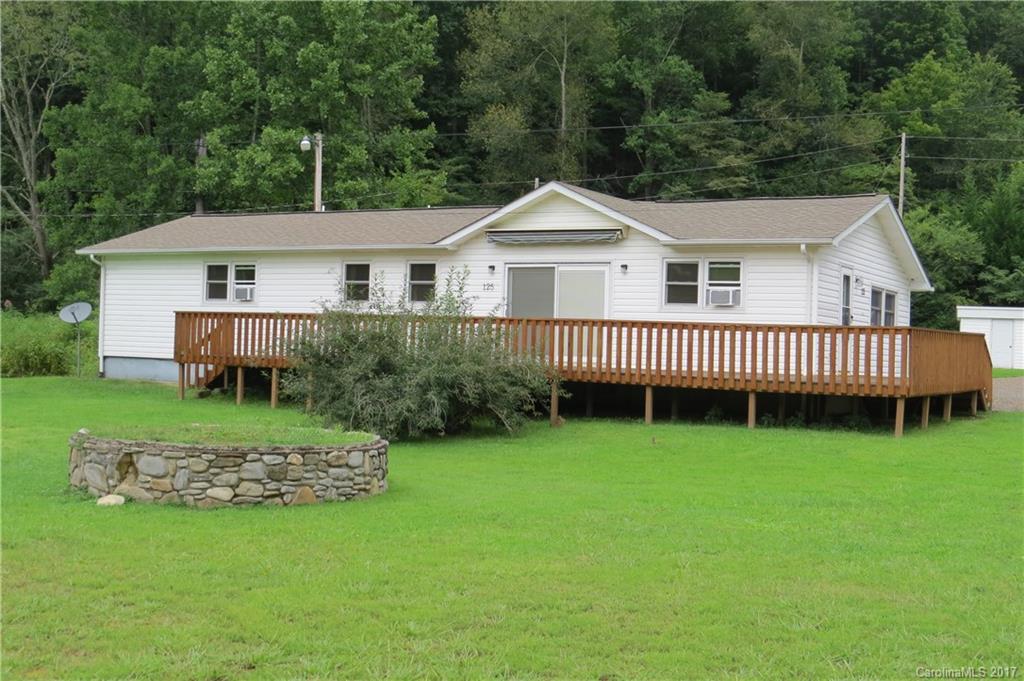 125 Pine Cone Lane Burnsville NC 28714
