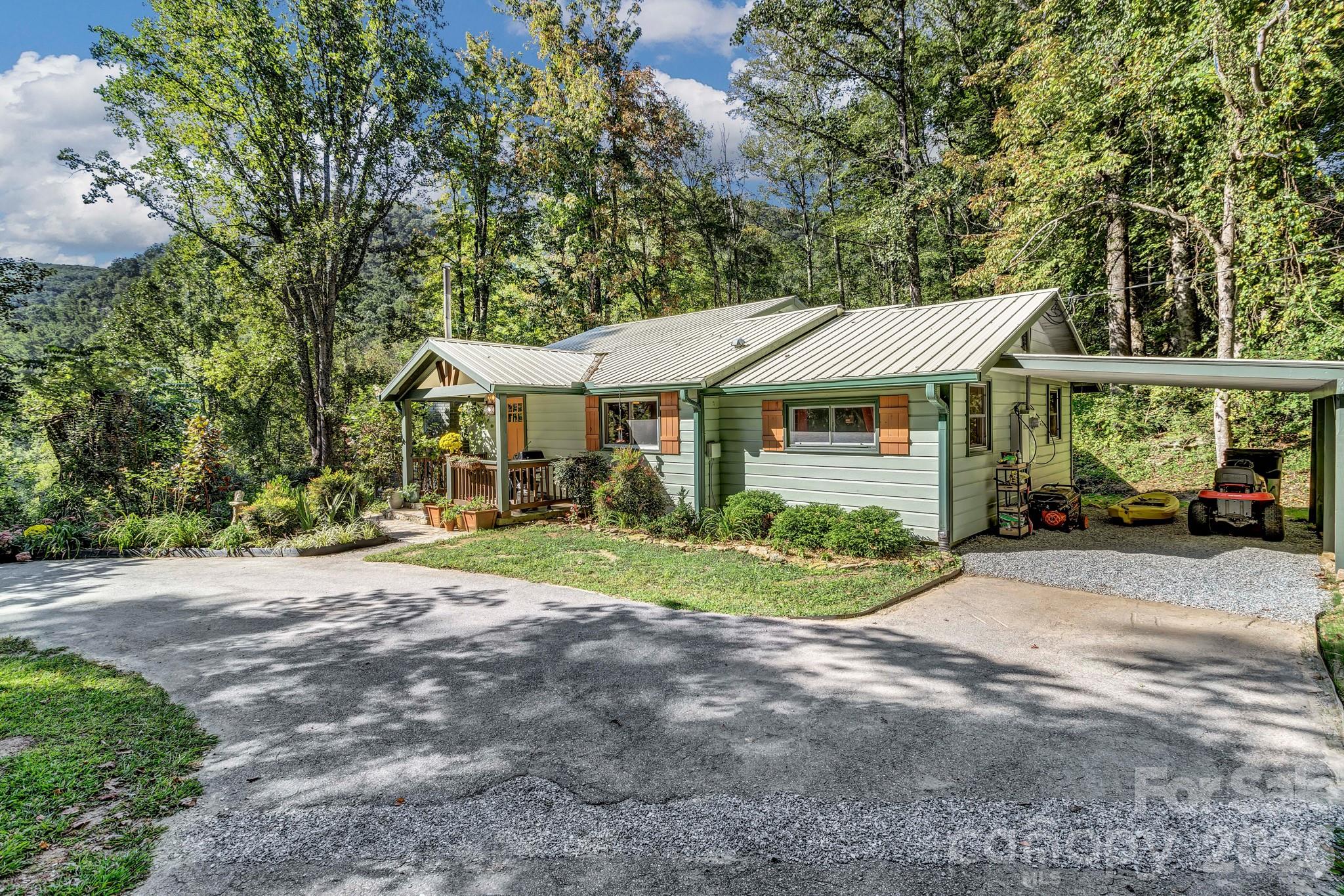 3851 Gerton Highway Gerton NC 28735