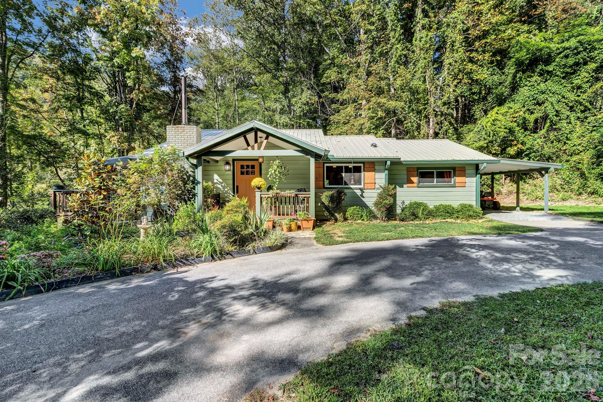 3851 Gerton Highway Gerton NC 28735
