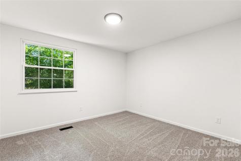 8424 Othello Place Charlotte NC 28227