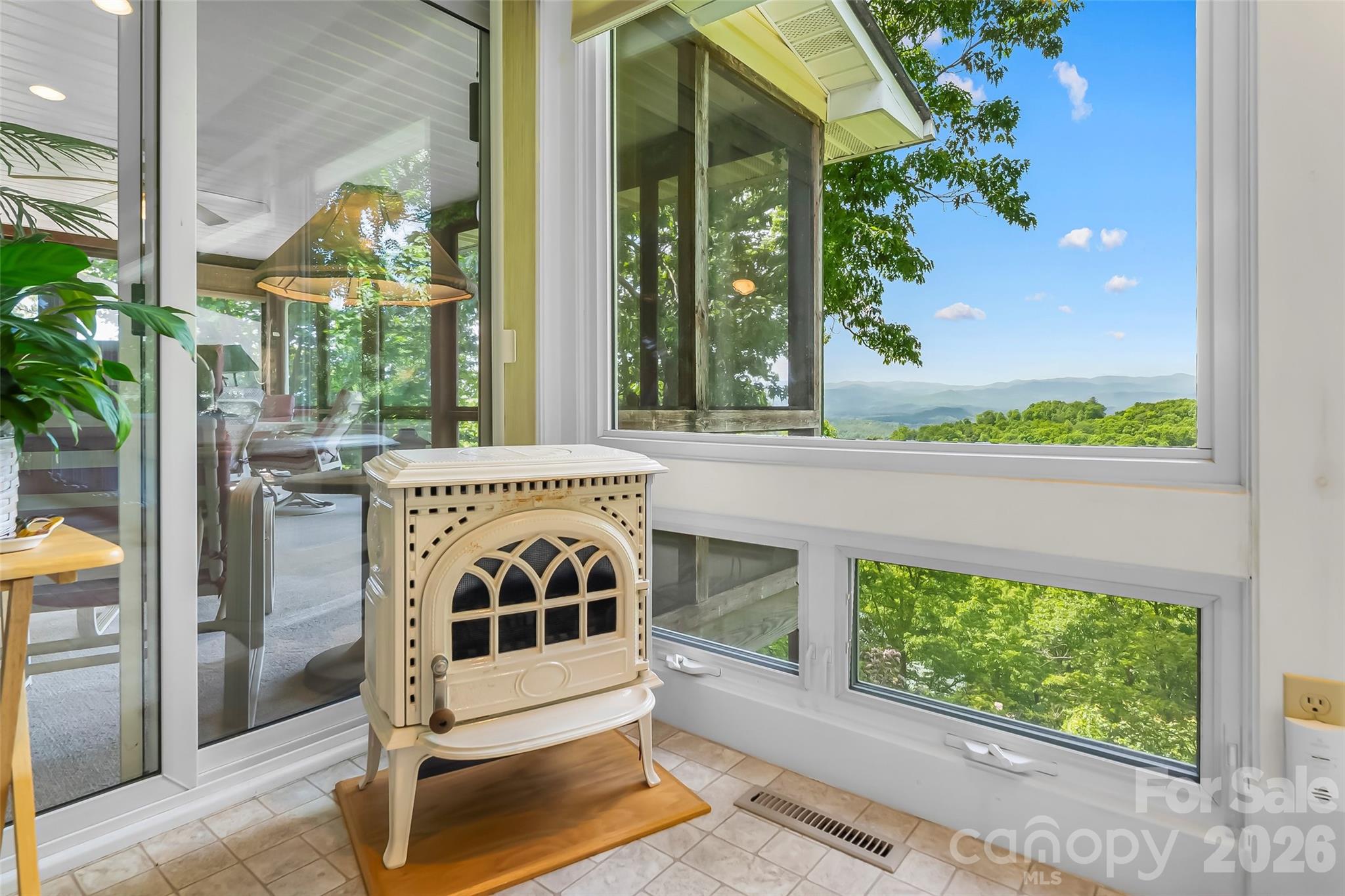 120 Eagle Rock Trail Hendersonville NC 28739