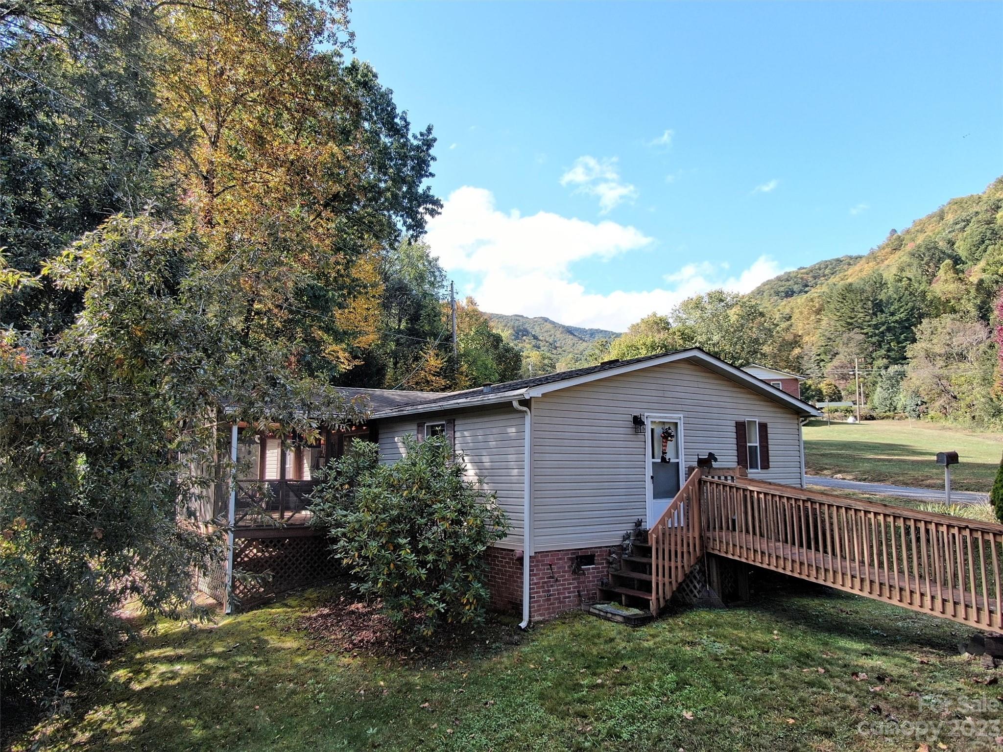 11 Why Worry Boulevard Canton NC 28716