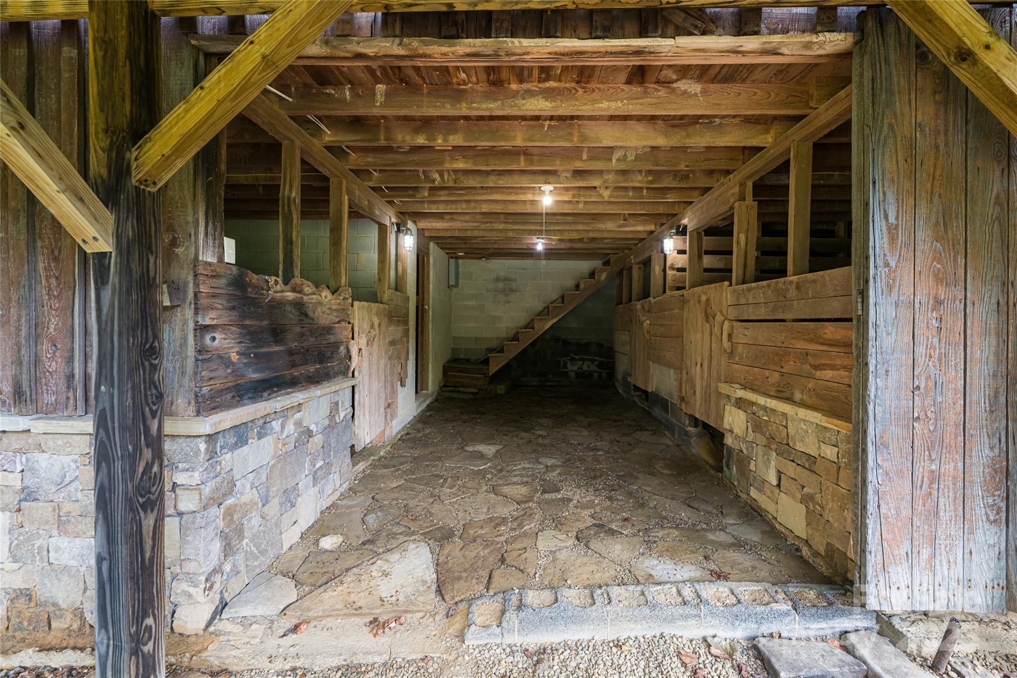 147 Dye Leaf Road Fairview NC 28730