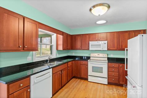 47 Huffman Road Asheville NC 28806