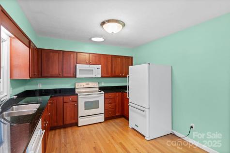 47 Huffman Road Asheville NC 28806