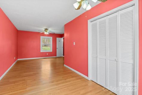47 Huffman Road Asheville NC 28806
