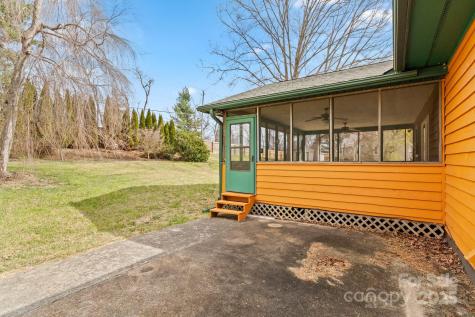47 Huffman Road Asheville NC 28806