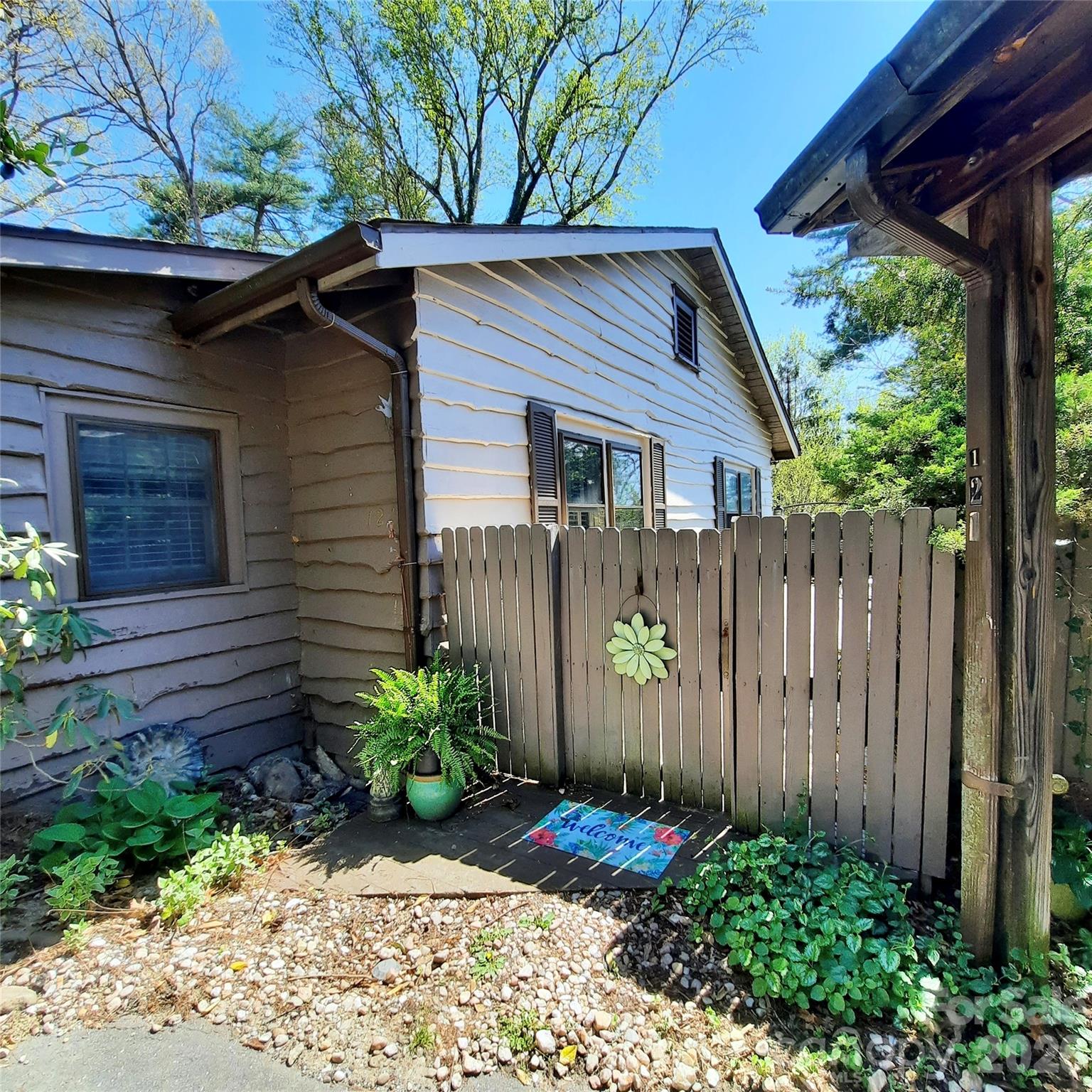 121 Ohara Circle Hendersonville NC 28739