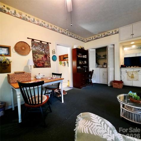 121 Ohara Circle Hendersonville NC 28739