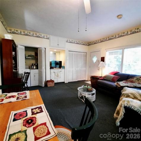121 Ohara Circle Hendersonville NC 28739