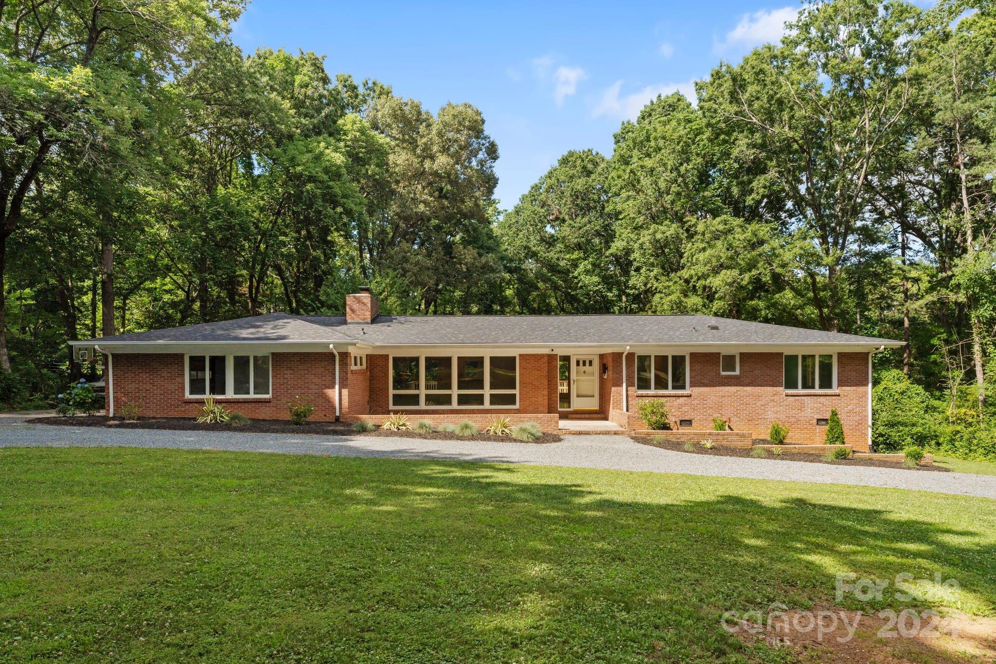 1108 Cedarwood Lane Charlotte NC 28212