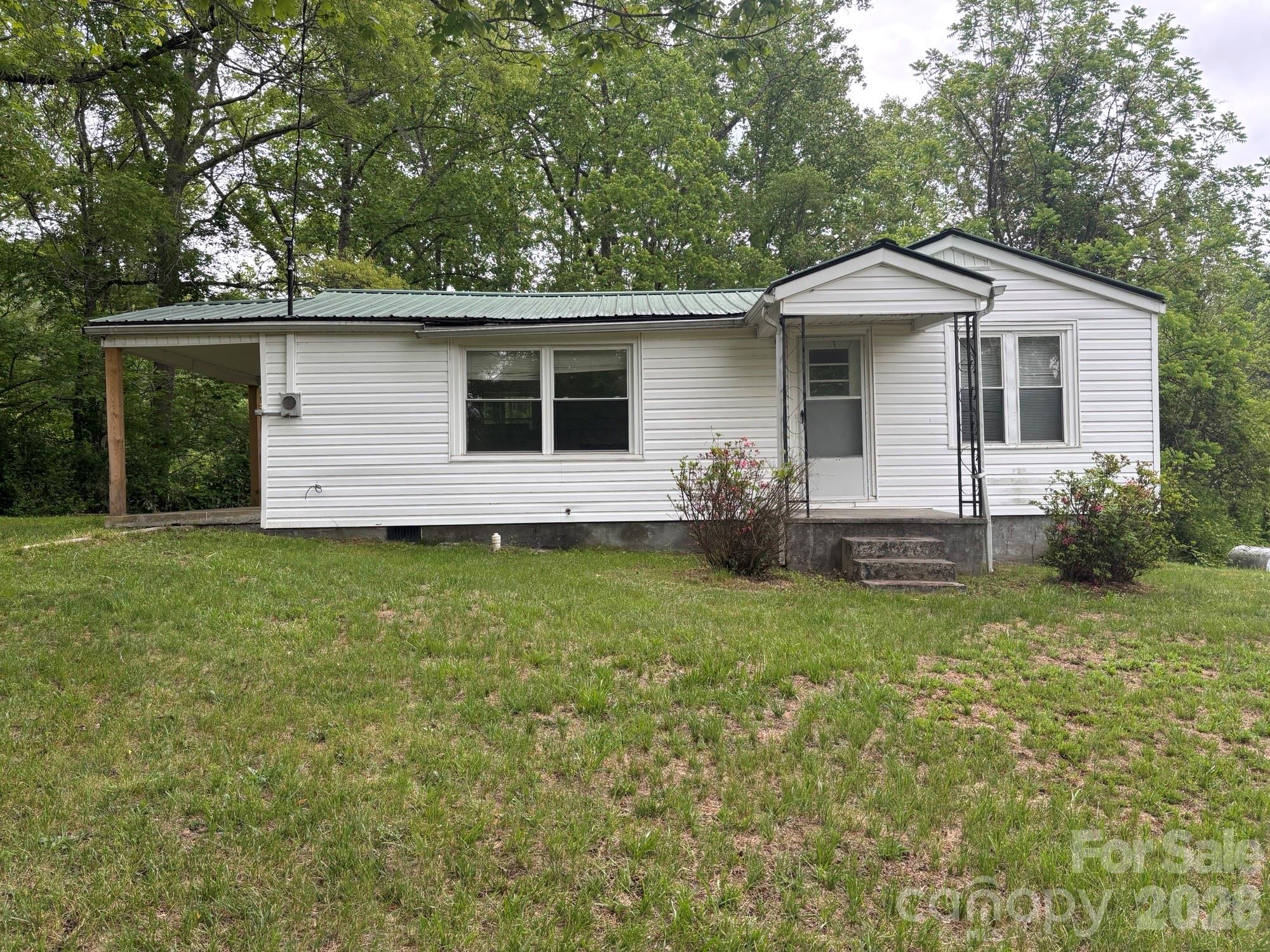 162 Phillips Lane Spruce Pine NC 28777