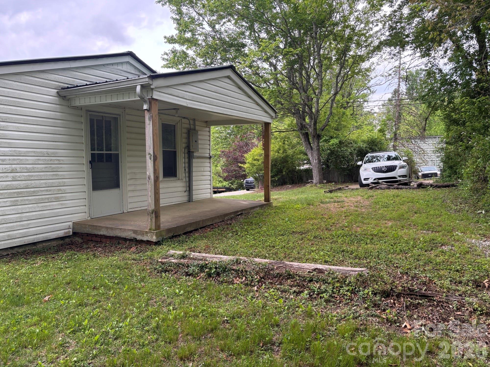 162 Phillips Lane Spruce Pine NC 28777