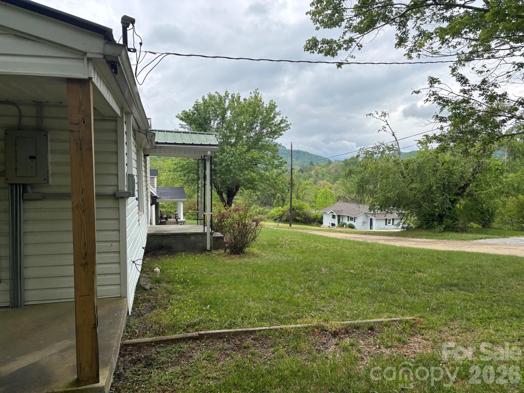 162 Phillips Lane Spruce Pine NC 28777
