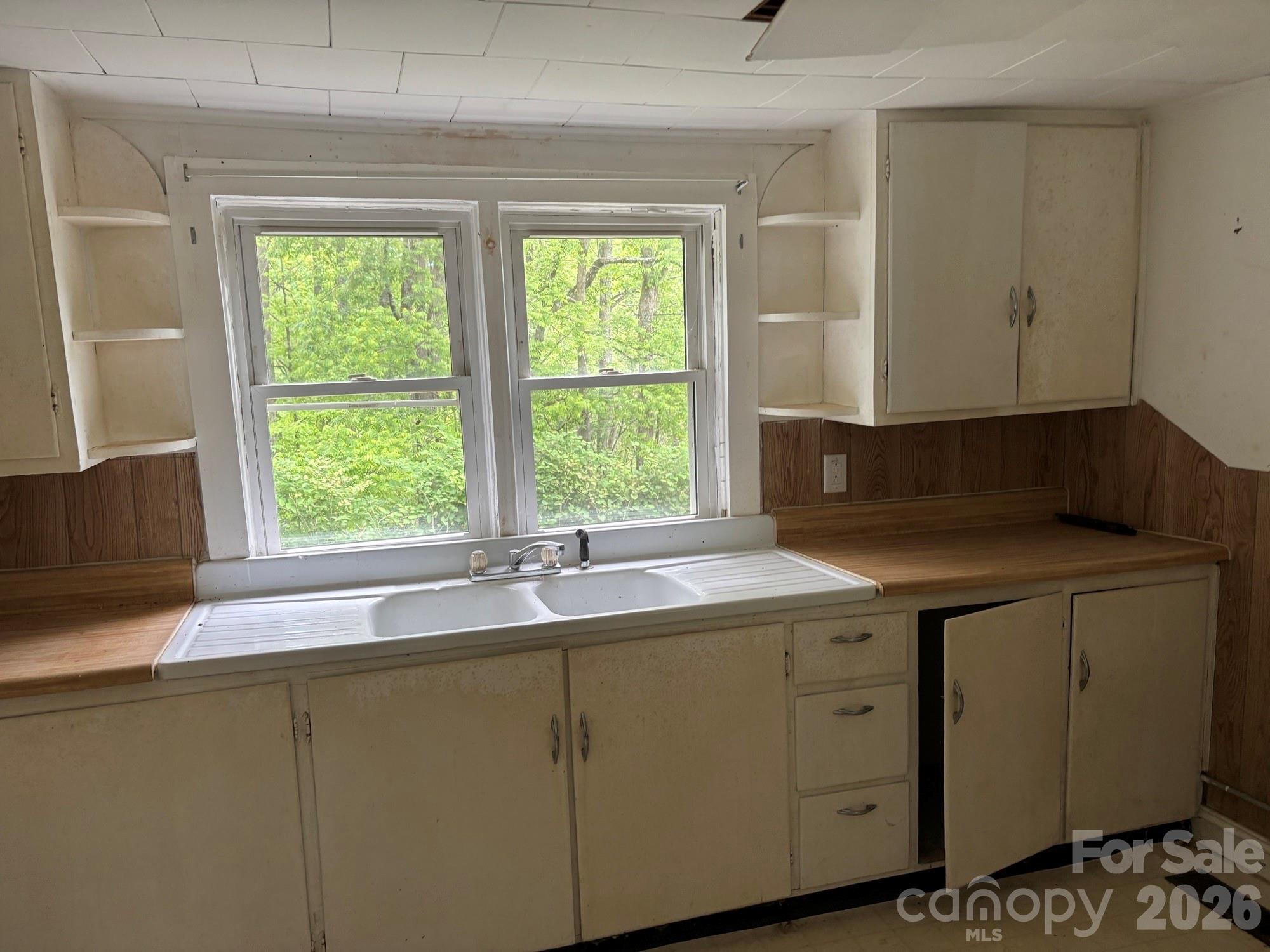 162 Phillips Lane Spruce Pine NC 28777