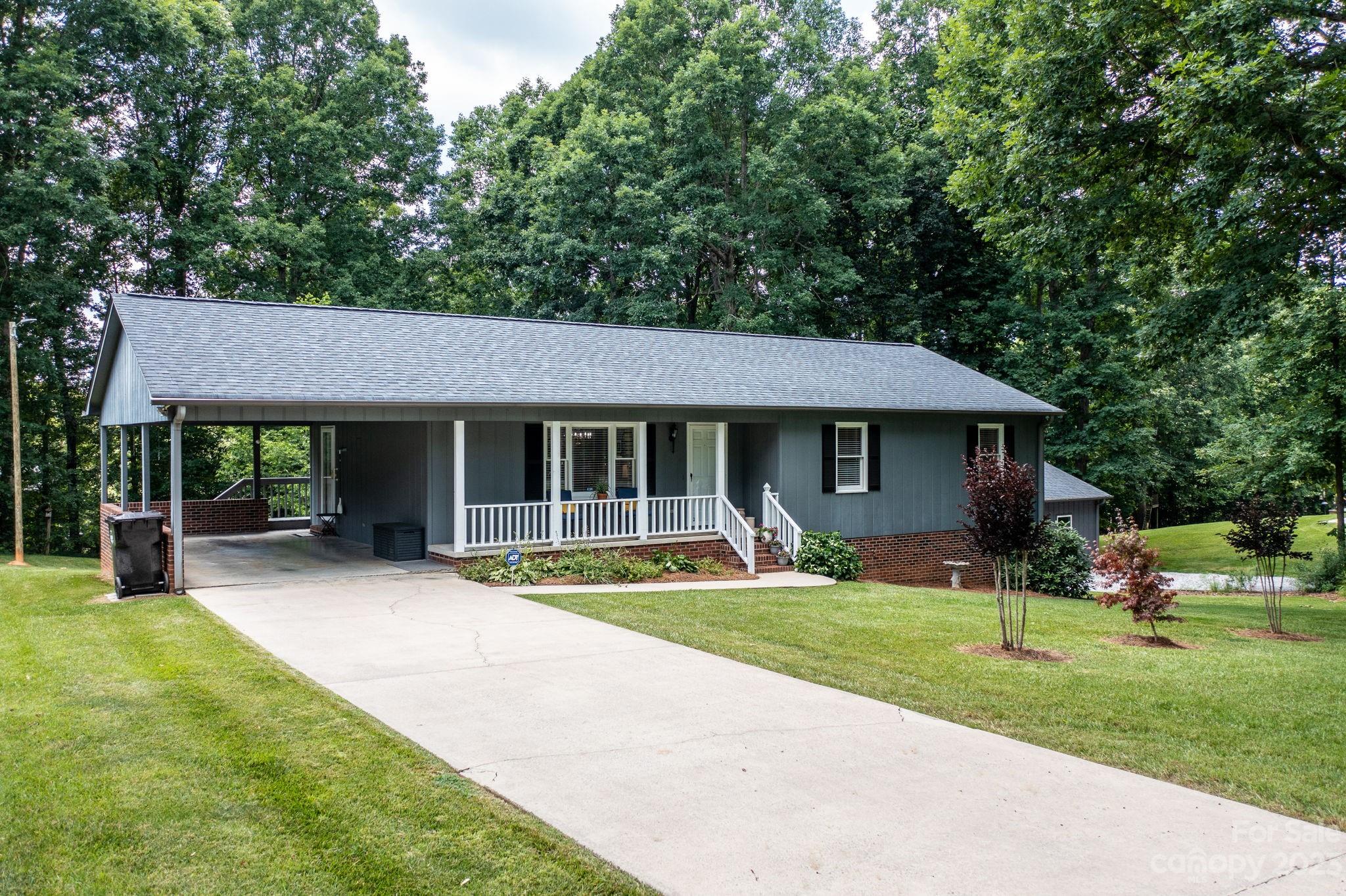 4240 Oakland Drive Morganton NC 28655